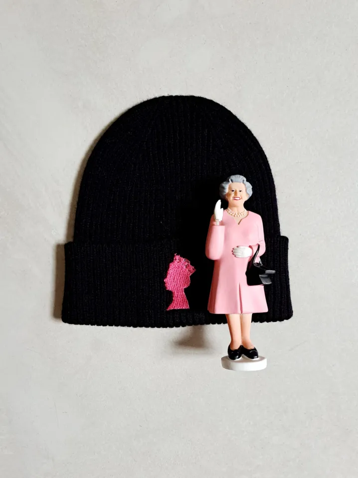 BERRETTI BEANIES RICAMO REGINA