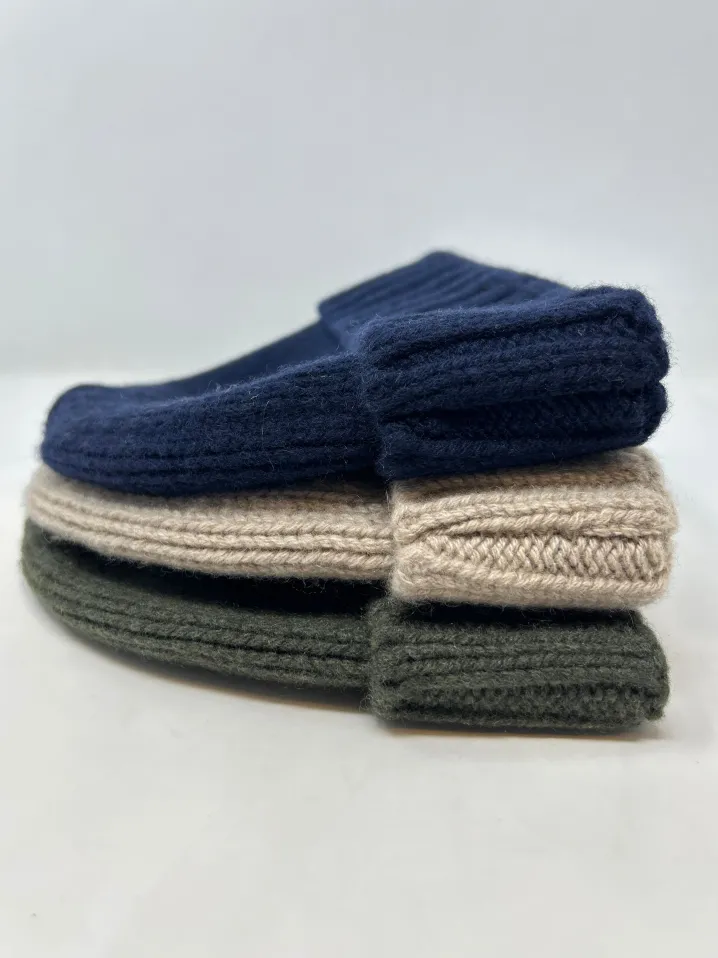 BERRETTO MAGLIA RASATA PURO CASHMERE