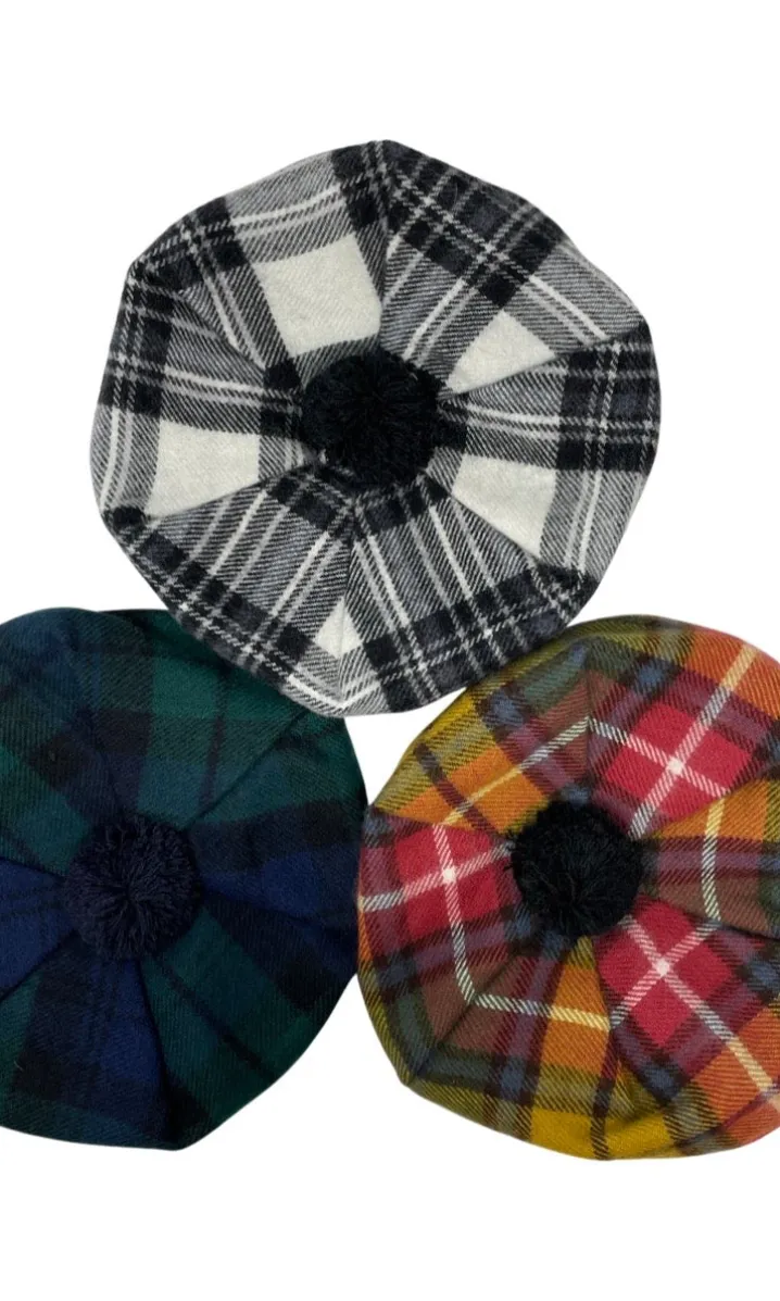 COPPOLA POMPON TARTAN