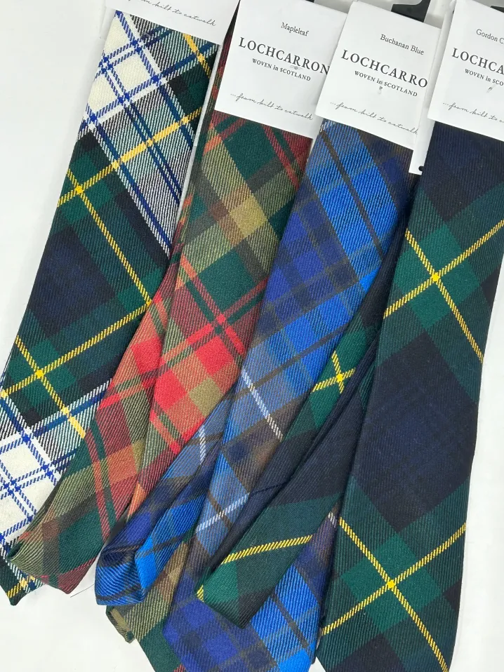 CRAVATTA LOCHCARRON GORDON CLAN MODERN