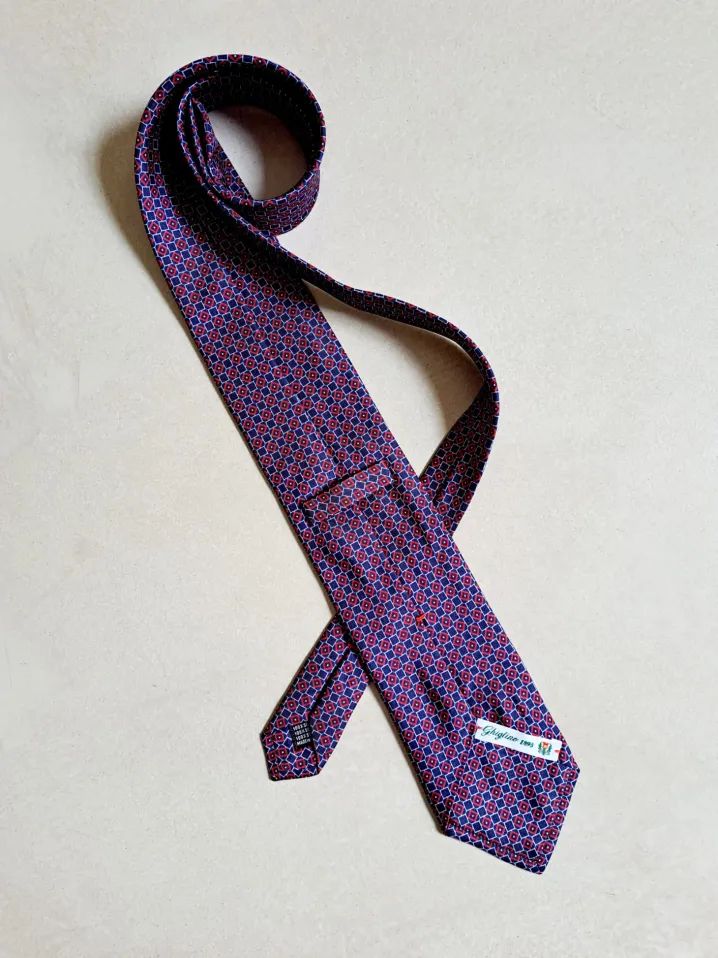 CRAVATTA SETA FOULARD MOTIVO GEOMETRICO BLU BORDEAUX ECRU'