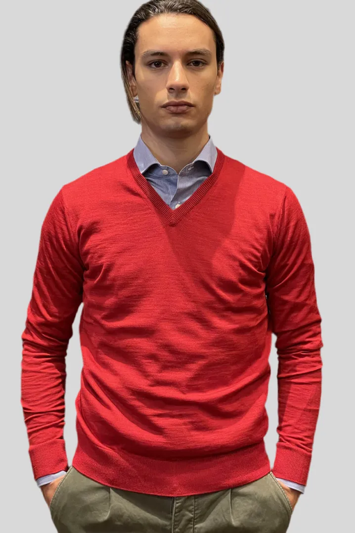 MAGLIONE A V MERINOS EXTRAFINE ROSSO