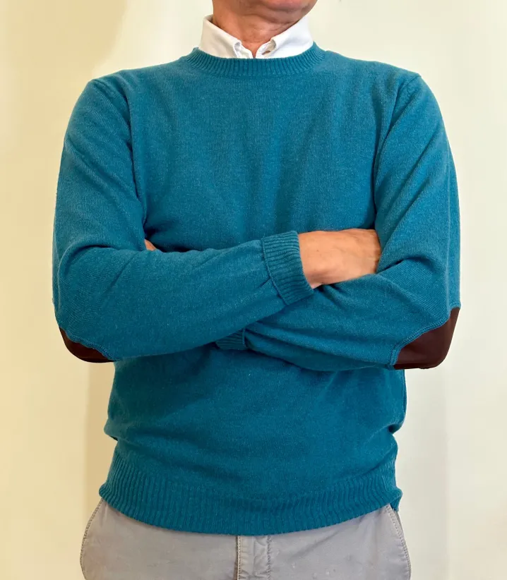 MAGLIONE "OSCAR" GIROCOLLO LANA MERINO FINE TOPPE IN CAMOSCIO