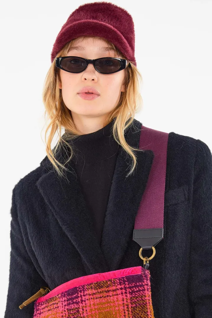 OOFWEAR CAPPELLO VISIERA ECO PELLICCIA NERO