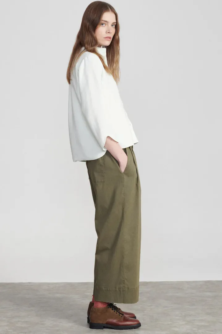 OUTSIDE PANTS BEATRIZ FUREST PANTALONI "OUTSIDE" CROPPED PINCES NAVY BLU