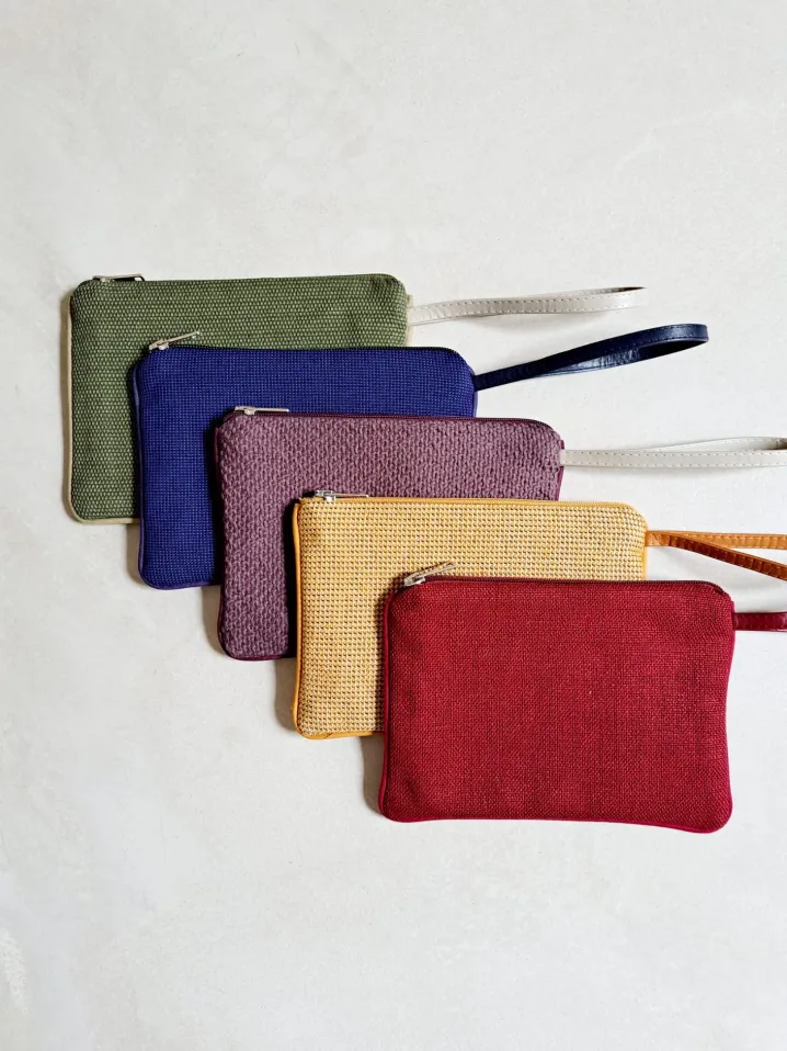 POCHETTE CON MANICO MONOGRAM