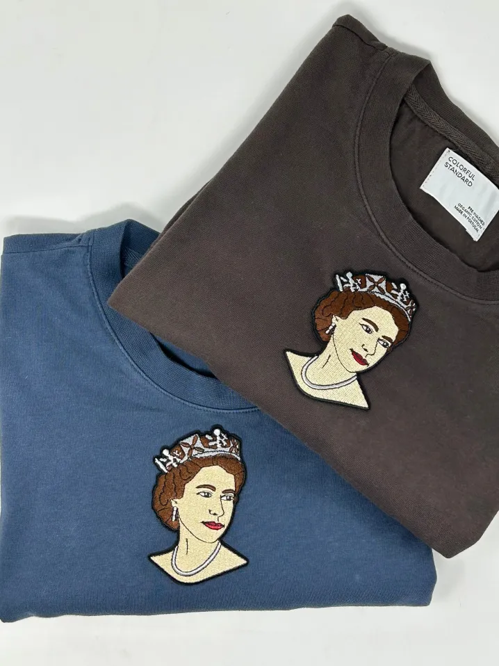 T-SHIRT REGINA ELISABETTA II
